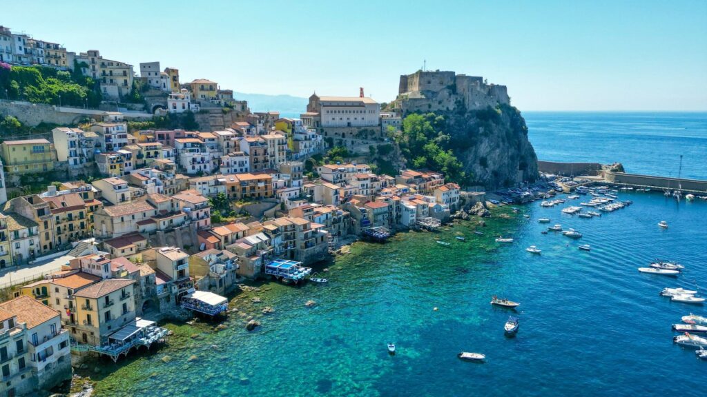 Scilla e il borgo di Chianalea